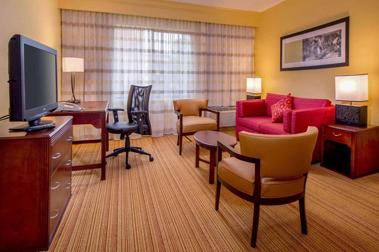 Sonesta Select Durham Research Triangle Park Hotel Buitenkant foto